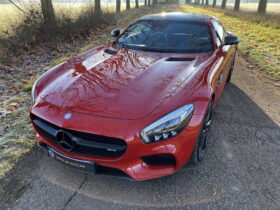 Mercedes – Benz AMG GTS V8 Bi-Turbo 510 cv